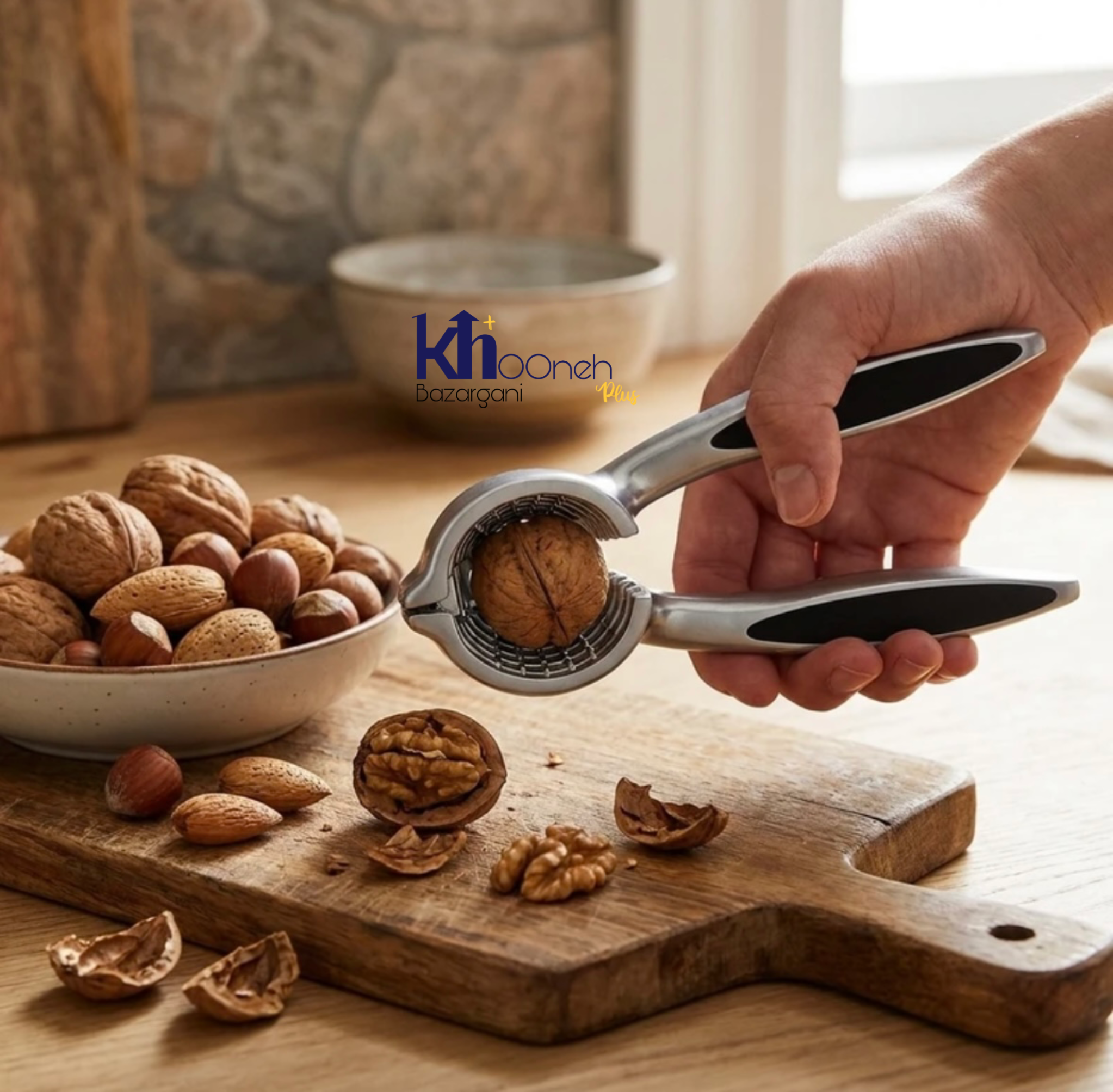 گردوشکن استیل شنگیا مدل حرفه‌ای دسته سیلیکونی مناسب انواع سایز گردو